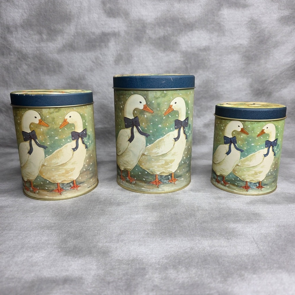 3 PC Nesting Metal Canister‎ Set Goose Cottagecore Country Farmhouse Vtg 1980s